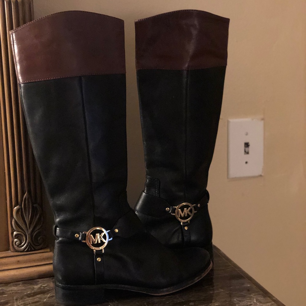 Micheal Kors boots